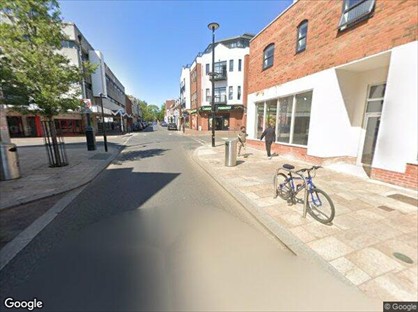 1 Bed Flat, High Street, GU15