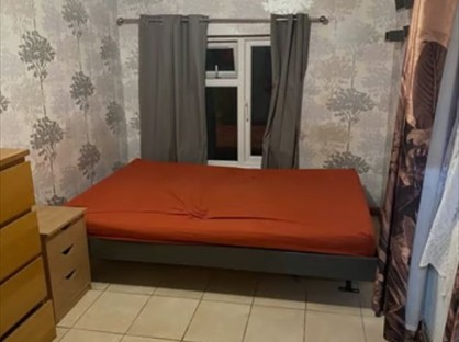 Studio Flat, Eastern Avenue, IG2