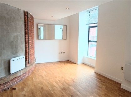 2 Bed Flat, East Street, LS9