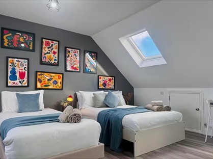 Studio Flat, Monks Park, HA9