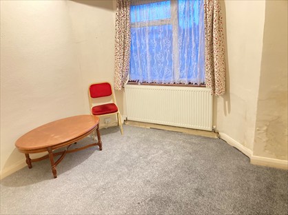 1 Bed Flat, Very Near Westbury Avenue Area, UB1