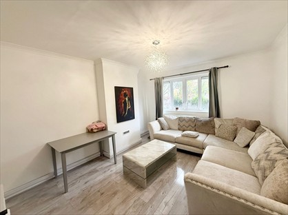 1 Bed Flat, Hume Court, N1