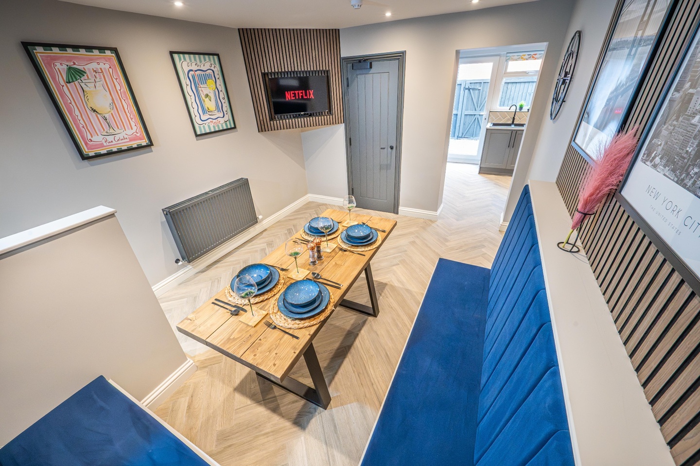 Swindon - Room in a Shared House, Old Town, SN1 - To Rent Now for £850. ...