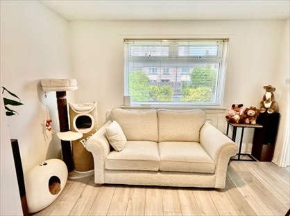 Room in a Shared House, Moredunvale View, EH17