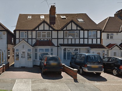 4 Bed Semi-Detached House, West Way, TW5