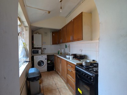 Room in a Shared House, Burley Road, LS4