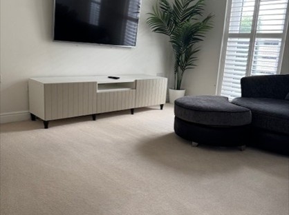 Room in a Shared House, Grand Union Way, WD4