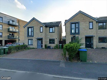 5 Bed Detached House, Pinnacle Hill, DA7