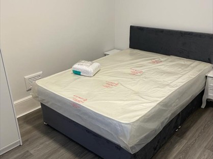 Room in a Shared Flat, Robertson Street, SW8