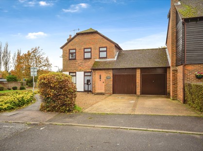 3 Bed Detached House, Maltings Close, TN11