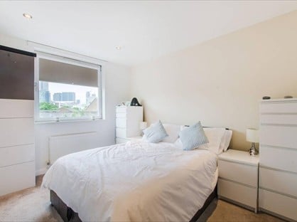 2 Bed Flat, Pigott St, E14