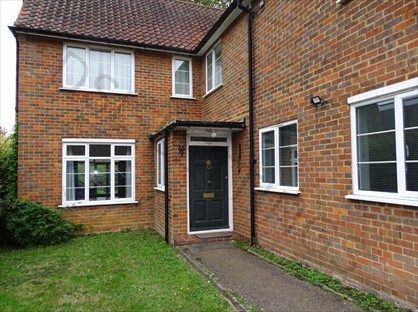 5 Bed Detached House, Barnet Lane, WD6
