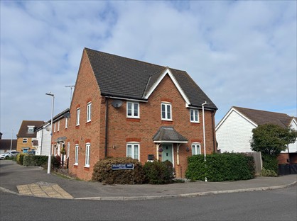 3 Bed Semi-Detached House, Primrose Way, ME12