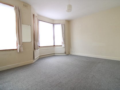 1 Bed Flat, Kellino Street, SW17