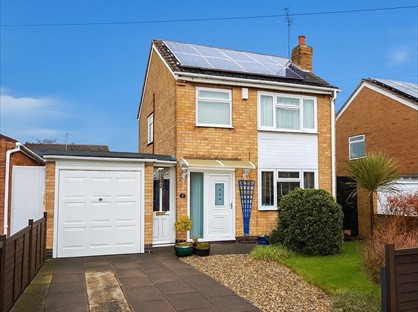 3 Bed Semi-Detached House, Lynmouth Drive, LE18