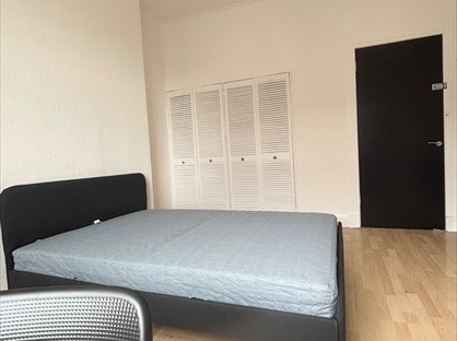 Room in a Shared Flat, Main Rd, PA5