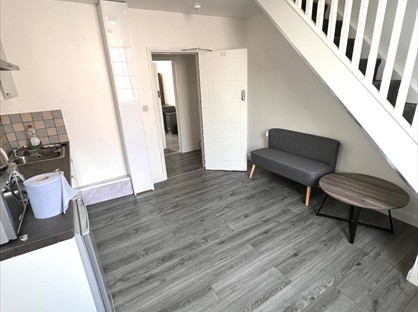 Studio Flat, St Stephens Road, B29