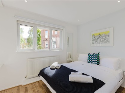 2 Bed Terraced House, Henley Drive, SE1