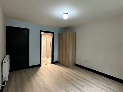 Room in a Shared House, Mackets Lane, L25
