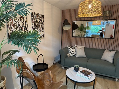 6 Bed Semi-Detached House, Moore Grove Crescent, TW20