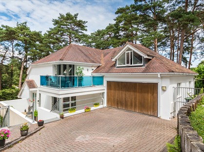 4 Bed Detached House, Pinewood Road, BH24