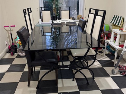 Room in a Shared Flat, Wood Lane, RM8