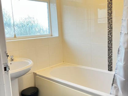 Room in a Shared House, Headcorn Drive, CT2