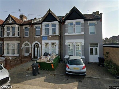 2 Bed Flat, Mafeking Avenue, IG2