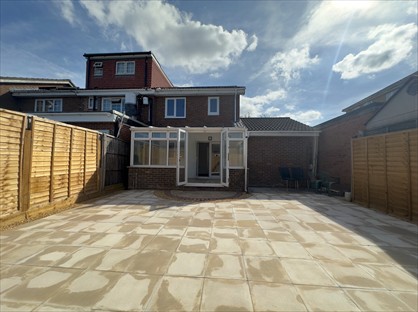 3 Bed End Terrace, Tollgate Drive, UB4