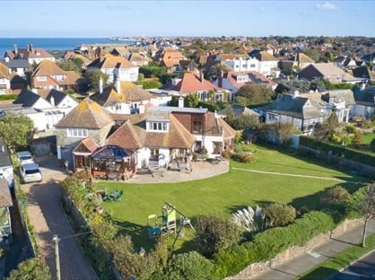 6 Bed Detached House, Harold Road, CT7