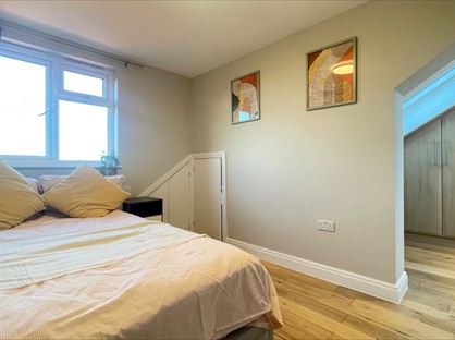 Room in a Shared Flat, Whitton Avenue East, UB6