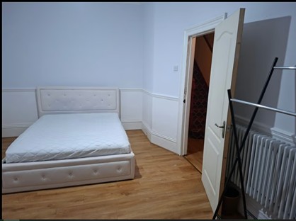 Room in a Shared House, Albert Road, IG1
