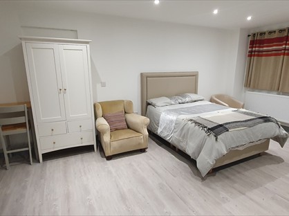 Room in a Shared House, Chandos Grove, M5