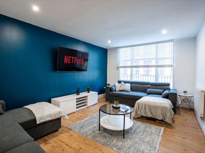 2 Bed Flat, Oldham Steet, M1