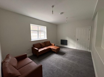 3 Bed Flat, West Street, BN1