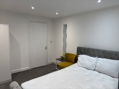 Room in a Shared Flat, Old Kent Road, SE15