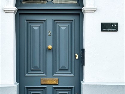 2 Bed Maisonette, Bank Street, CT21