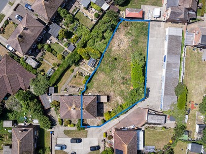 3 Bed Semi-Detached House, Roman Acre, BN17