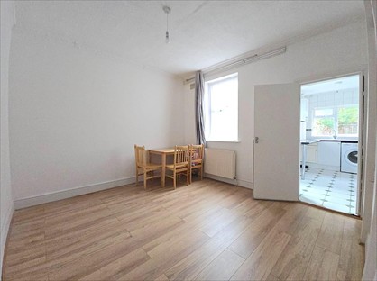3 Bed Terraced House, Leopold Road, N18