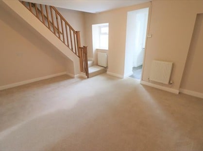 2 Bed Terraced House, Queen Street, DL4
