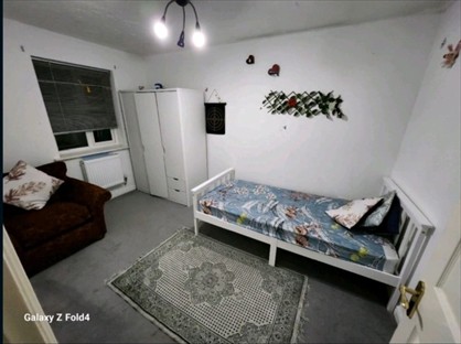 Room in a Shared House, Jasmine Road, RM7