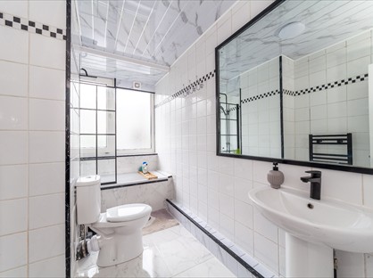Room in a Shared Flat, Sherfield Gardens, SW15