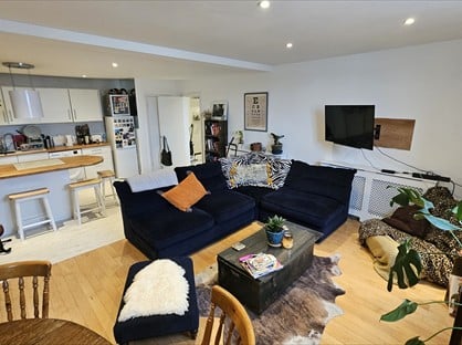 1 Bed Flat, Hawley Square, CT9