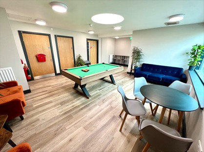 7 Bed Flat, Warwick New Road, CV32