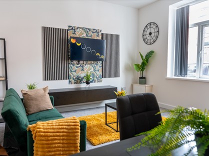 Room in a Shared House, Minto Street, OL7