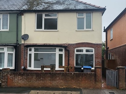 3 Bed Semi-Detached House, Gladstone Road, CT14