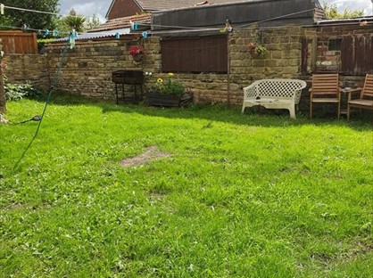 2 Bed End Terrace, Soothill Lane, WF17