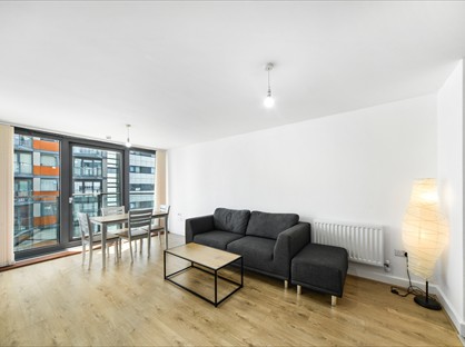 1 Bed Flat, Proton Tower, E14