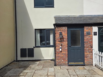 2 Bed Terraced House, Medlock Road, M35