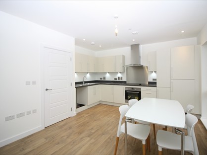 2 Bed Flat, Bawley Court, E16